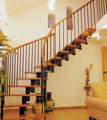 青岛钢木楼梯